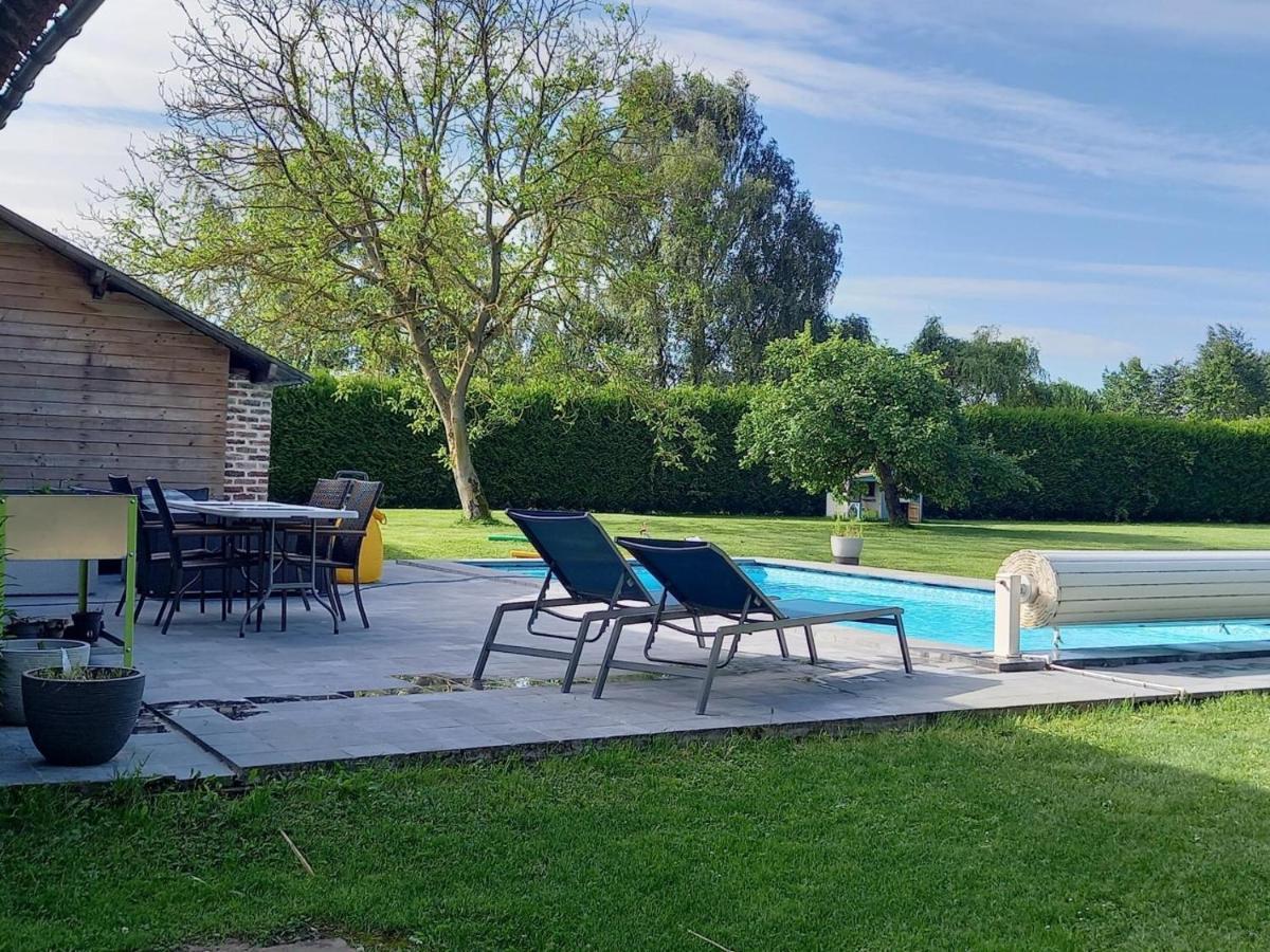 Aux P'tits Bonheurs La Grange Bed & Breakfast